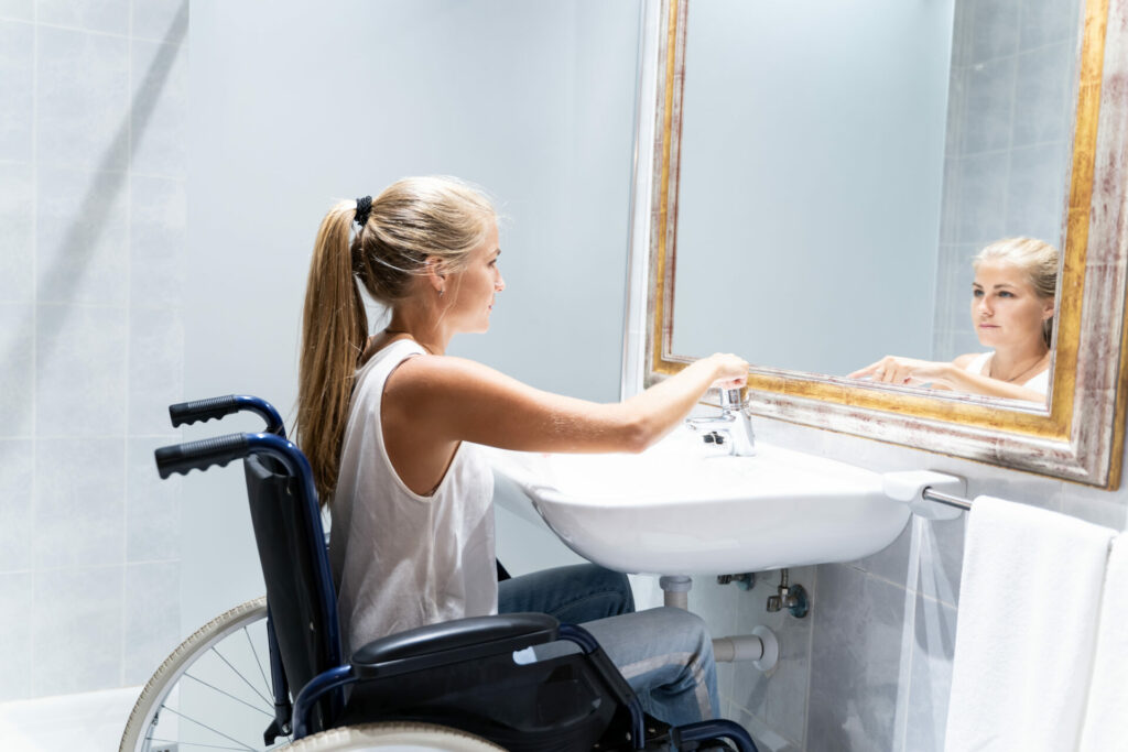 salle de bain pmr