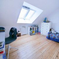 Chambre comble rangements velux